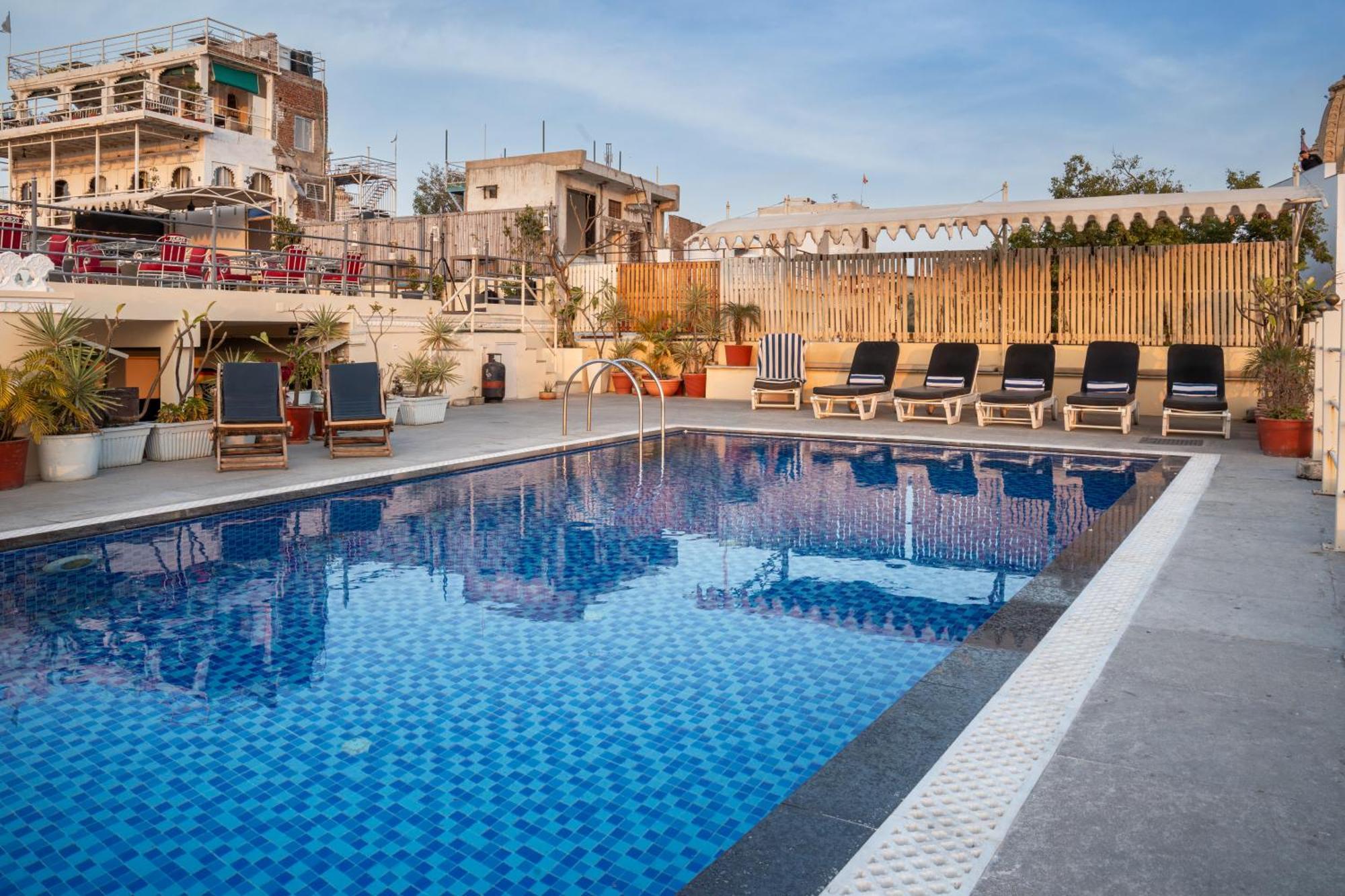 Hotel Udaigarh - Udajpur Zewnętrze zdjęcie